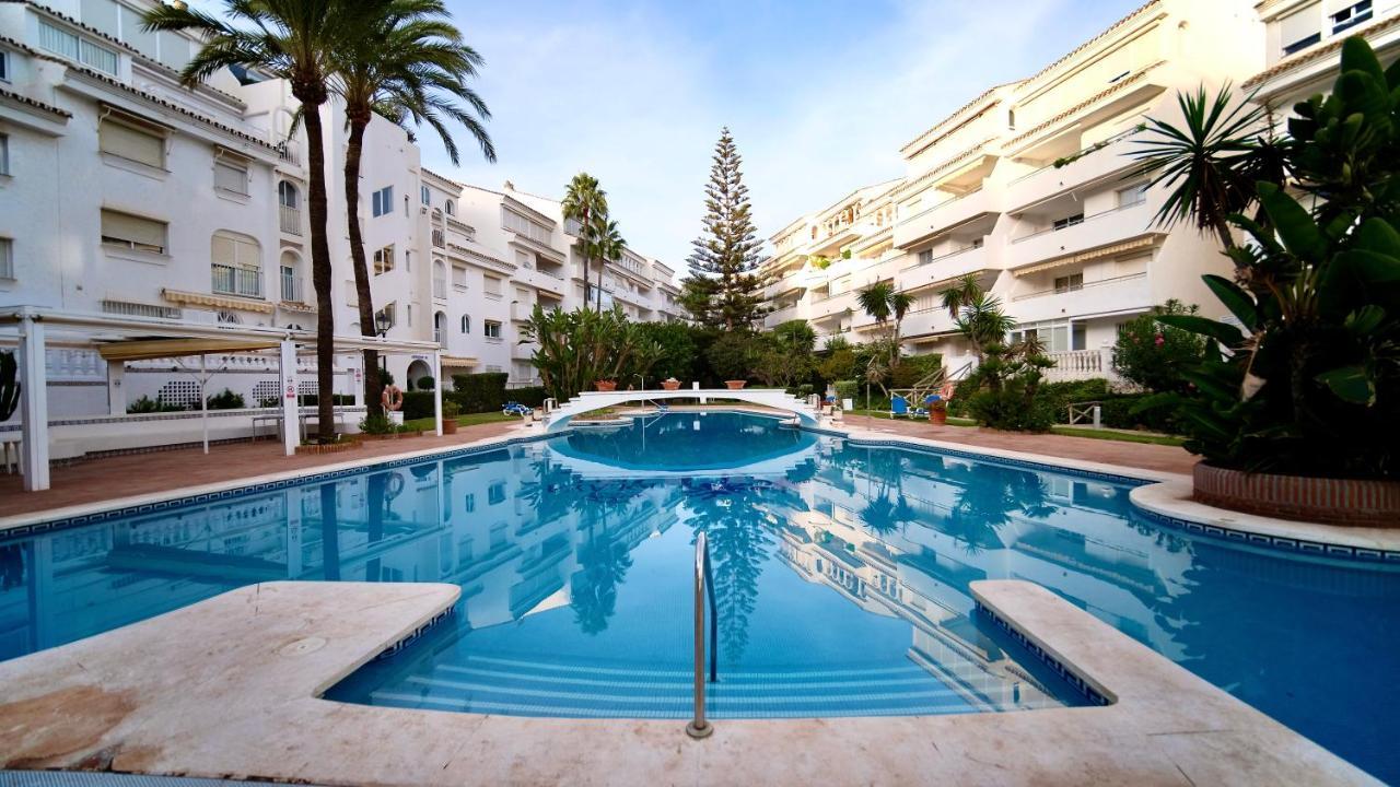 Апартаменты Playa Real Марбелья Экстерьер фото